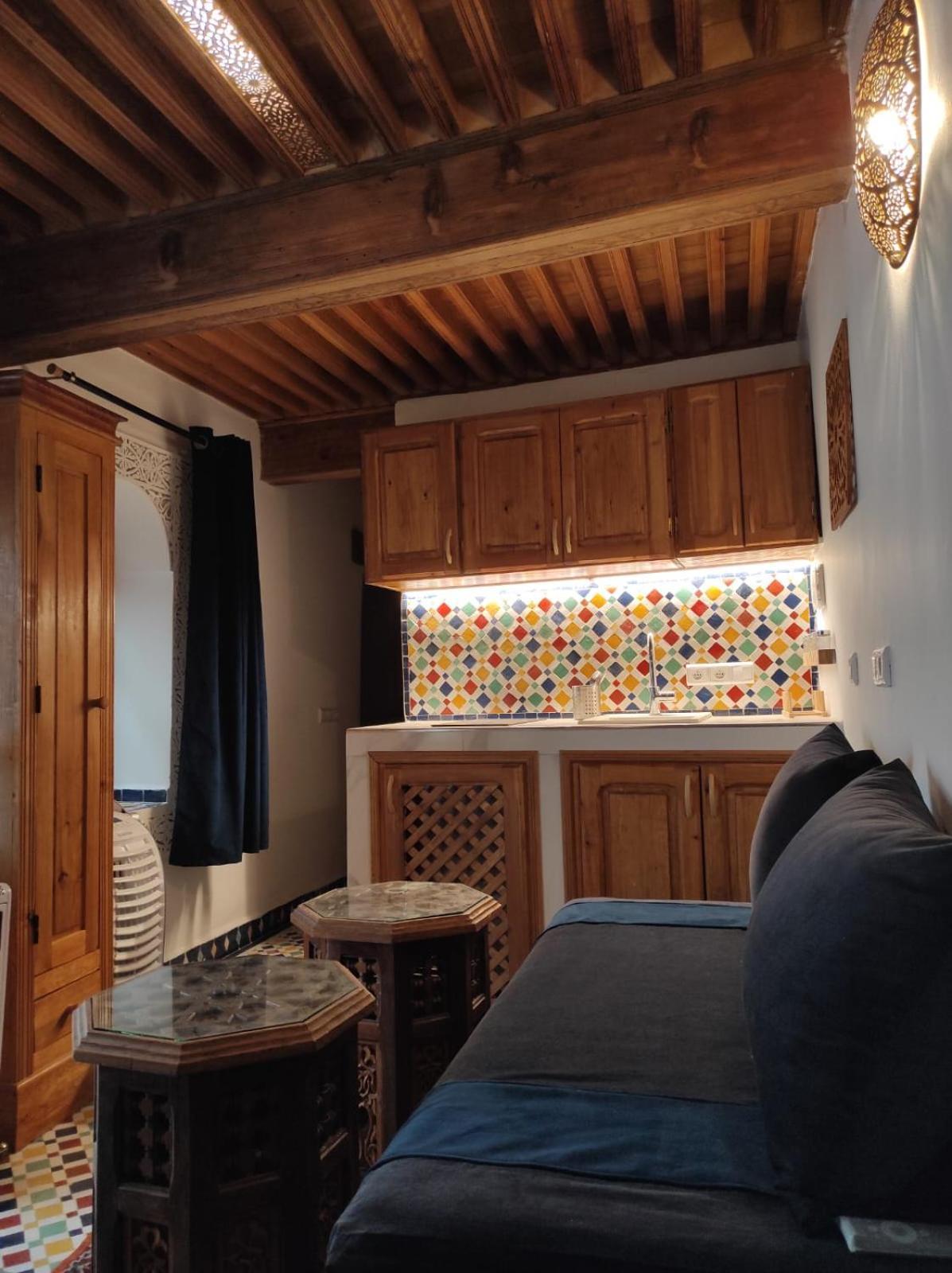 Riad Averroes Fes Luaran gambar