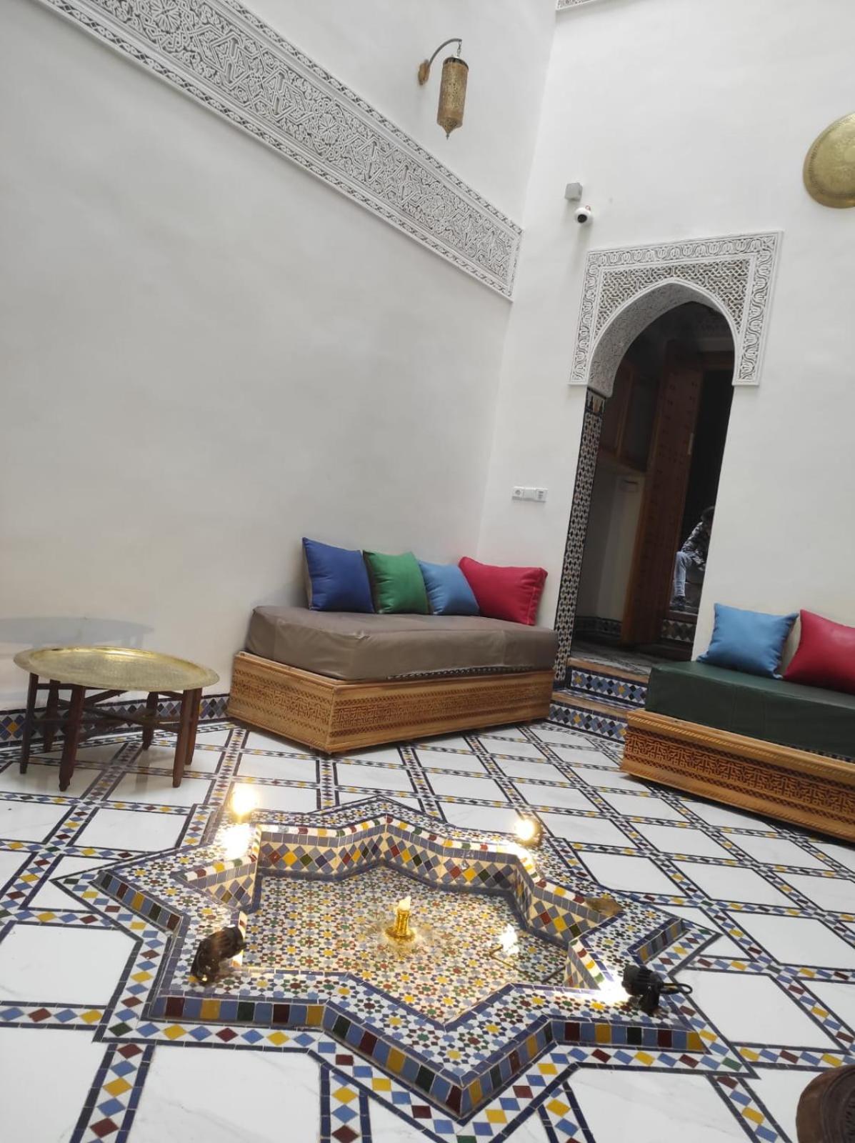 Riad Averroes Fes Luaran gambar